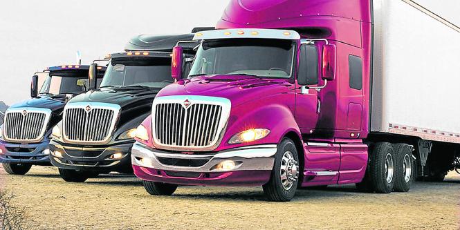 Flotilla de tráilers asegurados PROtgt Seguros